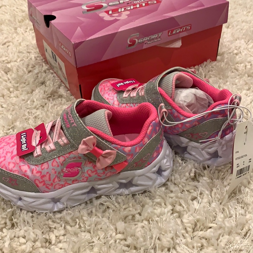 Size 9 Kids Sketchers Sneakers